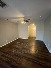 821 Woodside Park Ln in Durham, NC - Building Photo - Building Photo