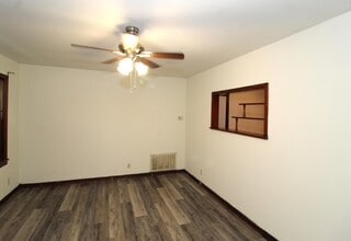 507 Geneva St in Springdale, AR - Building Photo - Building Photo