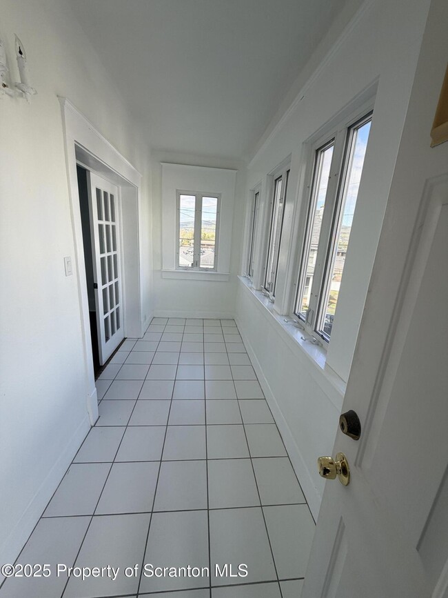 2 St John St in Plains, PA - Building Photo - Building Photo