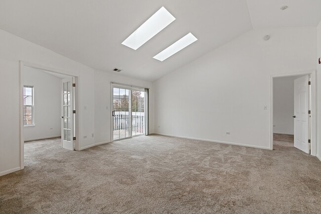 2604 Sheehan Ct in Naperville, IL - Building Photo - Building Photo