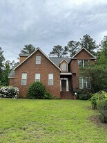 246 Carsons Walk in Macon, GA - Building Photo