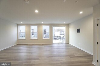 163 Mahogany Ln in King of Prussia, PA - Building Photo - Building Photo