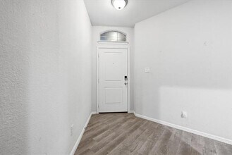 9308 Desertrock Rd in Fort Worth, TX - Building Photo - Building Photo