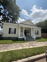 840 Roland St in Memphis, TN - Building Photo