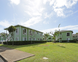 Mililani Parkway in Mililani, HI - Foto de edificio - Building Photo