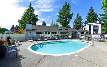 Alvista Lake Meridian in Kent, WA - Foto de edificio - Building Photo