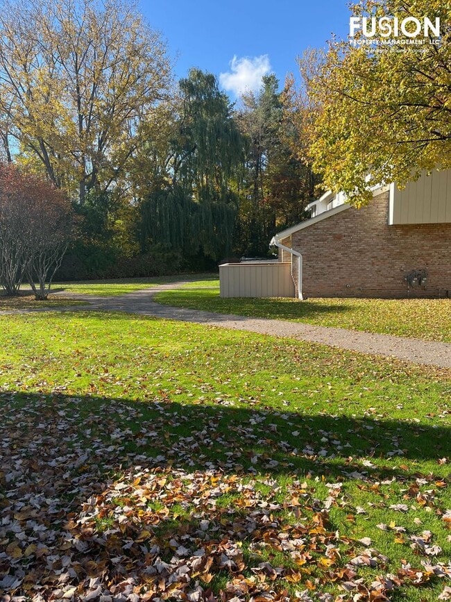 209 Ledgewood Cir in Burlington, VT - Building Photo - Building Photo