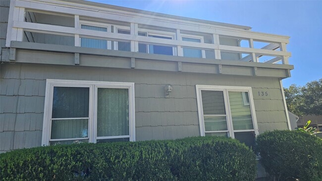 property at 135 April Point Dr N