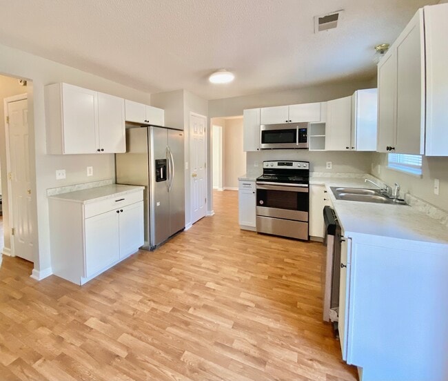 425 Ridgehill Dr in Lexington, SC - Building Photo - Building Photo