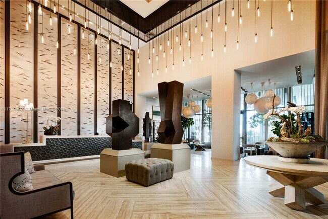 2900 NE 7th Ave, Unit 4104 in Miami, FL - Foto de edificio - Building Photo