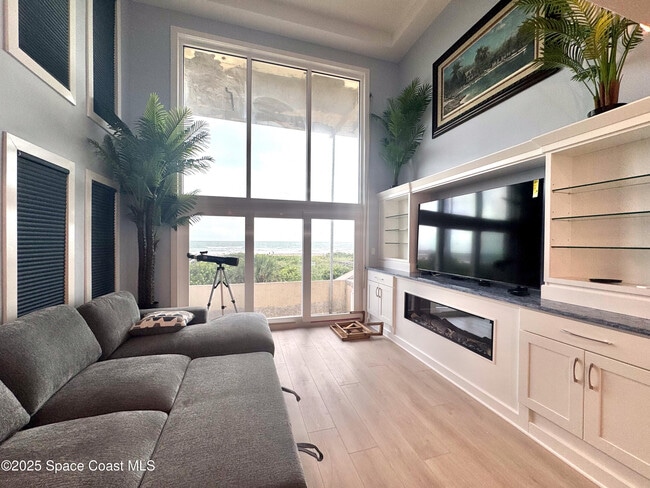 property at 5050 Ocean Beach Blvd