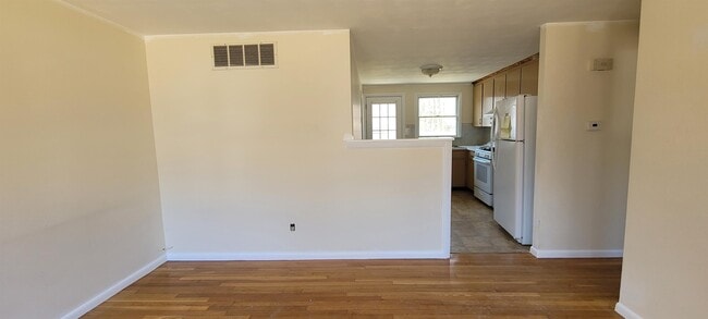 186 Manzella Ct in Rockland, MA - Building Photo - Building Photo