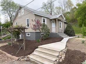 93 N Greenview Rd, Unit 95 in Schuylkill Haven, PA - Foto de edificio - Building Photo