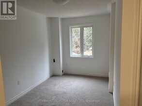 34 Milson Cres in Essa, ON - Building Photo - Building Photo