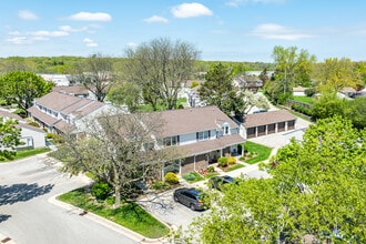 Gazebo Condominiums in Greenfield, WI - Building Photo - Building Photo