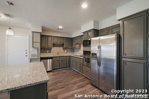 3206 Quakertown Dr in San Antonio, TX - Building Photo - Building Photo
