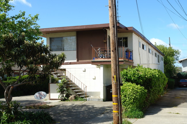 2117 Spaulding Ave in Berkeley, CA - Building Photo - Building Photo