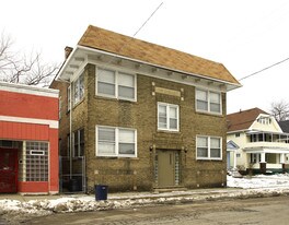 252 E 156th St in Cleveland, OH - Building Photo