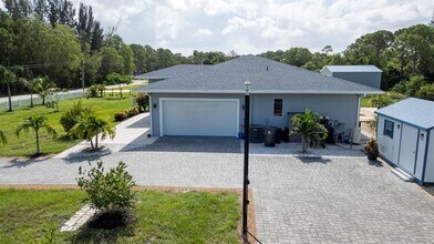 13344 68th St N in West Palm Beach, FL - Building Photo - Building Photo