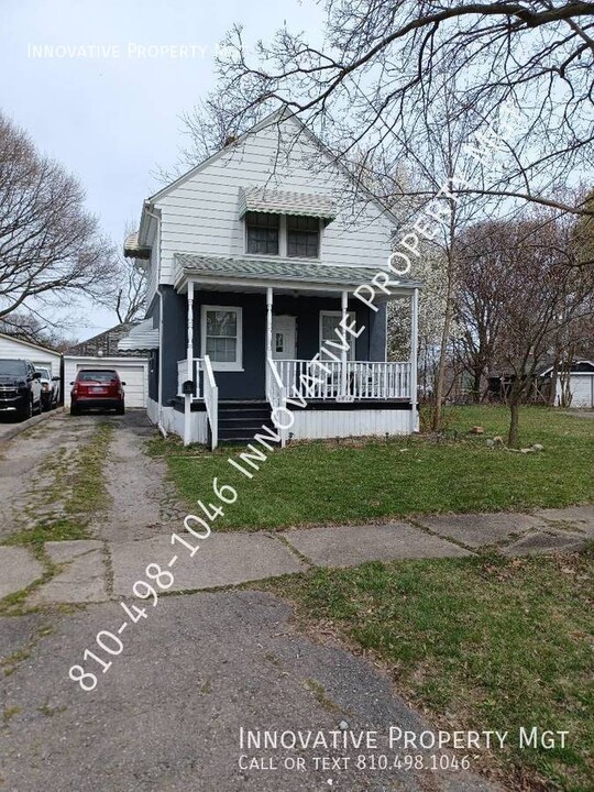 1914 Bagley St in Flint, MI - Foto de edificio