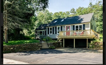 49 Smith Hanson Rd in North Brookfield, MA - Foto de edificio - Building Photo