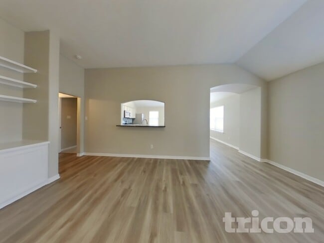 352 Meadow Park in New Braunfels, TX - Building Photo - Building Photo