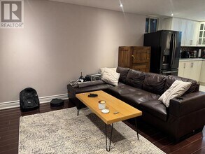 30 Terme Ave in Vaughan, ON - Building Photo - Building Photo