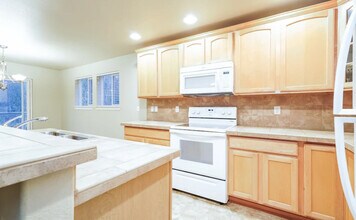 10096 185th Ave E in Bonney Lake, WA - Building Photo - Building Photo