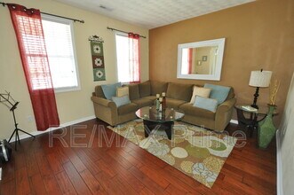 1024 Long Beeches Ave in Chesapeake, VA - Building Photo - Building Photo