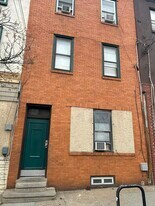 2538 Amber St in Philadelphia, PA - Building Photo