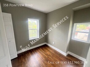 358 Pointview Rd in Pittsburgh, PA - Building Photo - Building Photo