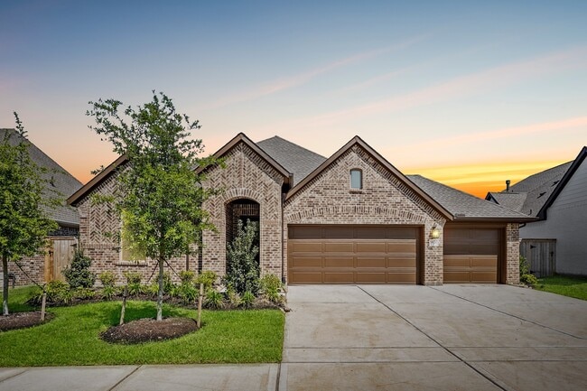 property at 1420 Florecer Ln