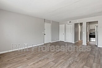 800 Anderson Ln in Nashville, TN - Building Photo - Building Photo
