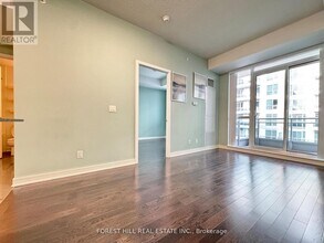 9191 Yonge St in Richmond Hill, ON - Building Photo - Building Photo