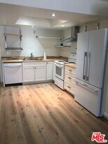 9647 Spyglass Ave, Unit 24 in Desert Hot Springs, CA - Building Photo