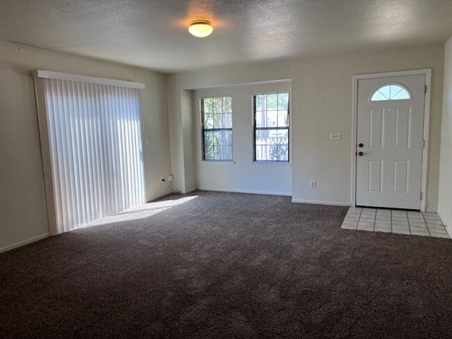 4345 73rd St in Sacramento, CA - Building Photo - Building Photo