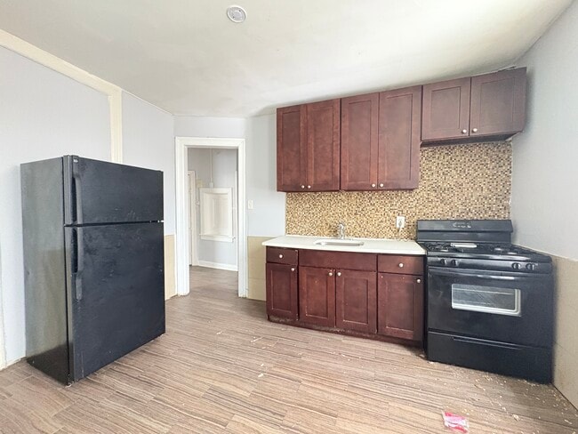 473 Ocean Ave, Unit 3R