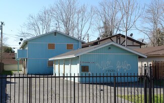125 W Magnolia Ave in San Bernardino, CA - Building Photo