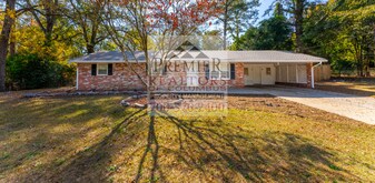 4702 Harbin St in Columbus, GA - Building Photo