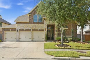 17611 Fossil Ridge Ln in Humble, TX - Building Photo