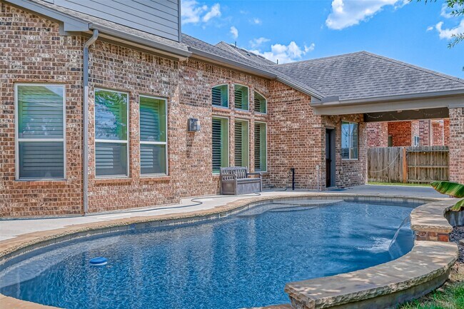 property at 10323 Hatcher Dr