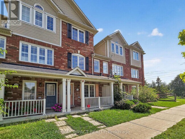 232 Rouge River Dr in Toronto, ON - Building Photo - Building Photo