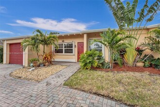 3710 NW 119th Ave in Sunrise, FL - Building Photo - Building Photo