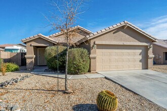 2011 S 172nd Ave in Goodyear, AZ - Foto de edificio - Building Photo