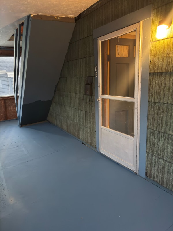 47 Elkins St in Franklin, NH - Foto de edificio - Building Photo