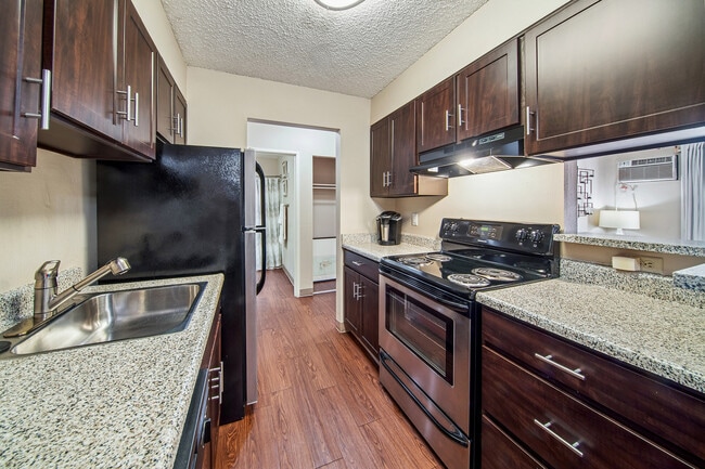 ReNew Cherry Creek in Denver, CO - Building Photo - Building Photo