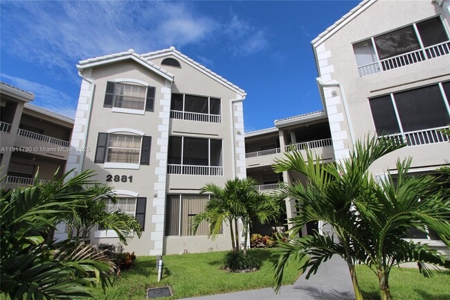 property at 2881 N Oakland Forest Dr