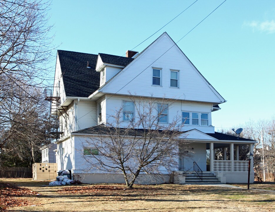 418 Sairs Ave in Long Branch, NJ - Building Photo