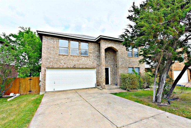 1318 Comfort St in Cedar Park, TX - Foto de edificio - Building Photo