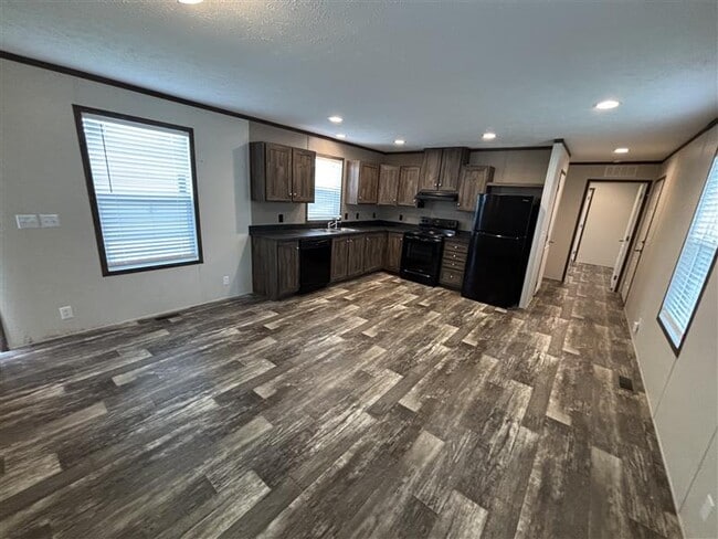 property at 13 Lou Henry Ln